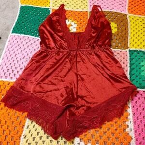 Red Satin Lace Lingerie Romper Adjustable Straps Sexy Classic Chic Size Medium M